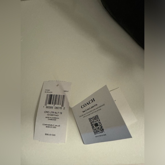 Super cute Coach handbag - Picture 2 of 5